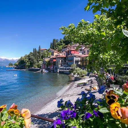 Sleeps 4 *