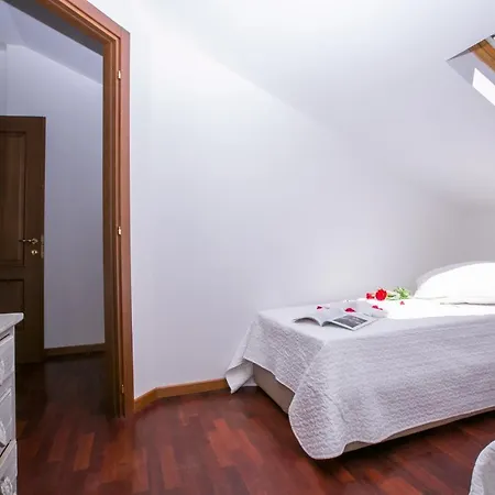 Sleeps 4